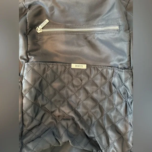 Roots Black Quilted Backpack with Zipper - Picture 4 of 6